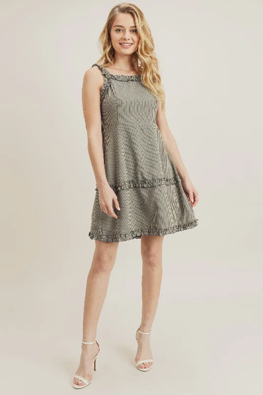 Short Sleeveless Frilled Dress