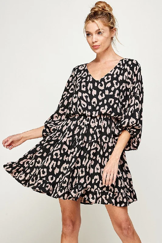 Short 3/4 Sleeve V Neck Printed Dress