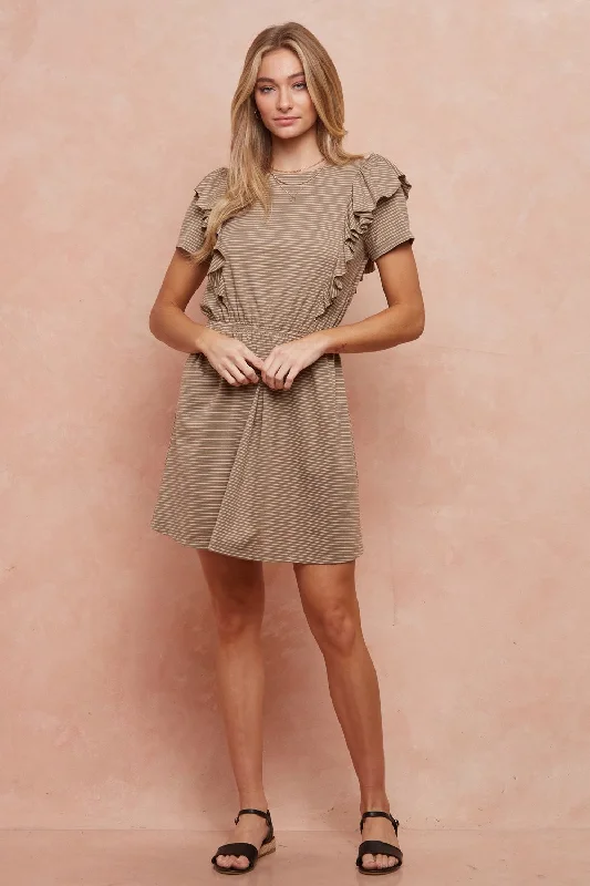 Short Sleeve Ruffle Knit Dress