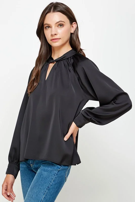 NECK TWIST SATIN BLOUSE | BLACK